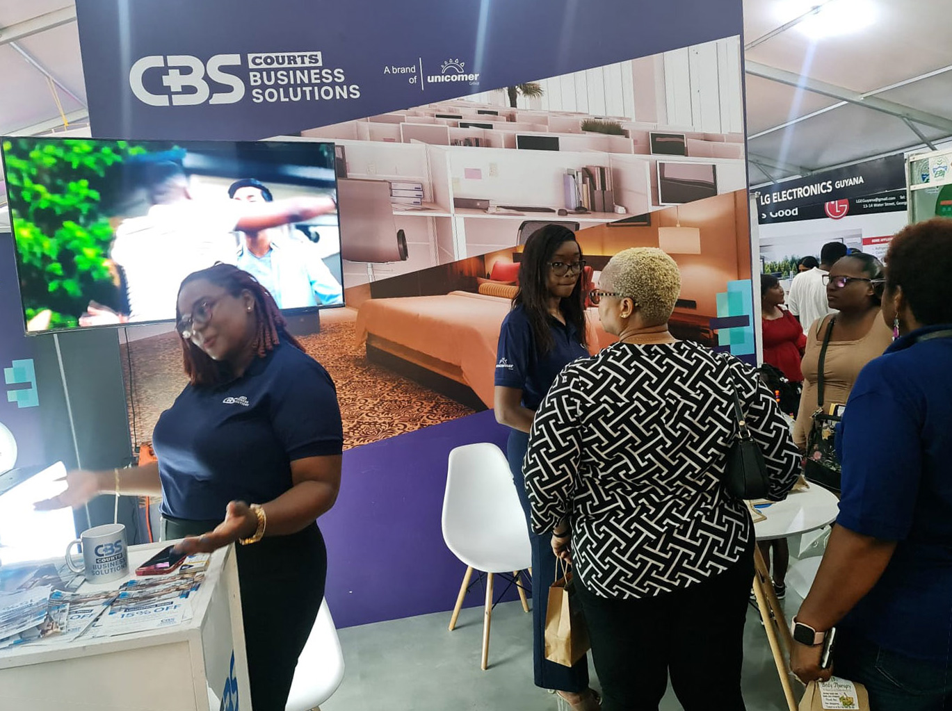 Unicomer Group in Guyana celebrates its new initiatives during its