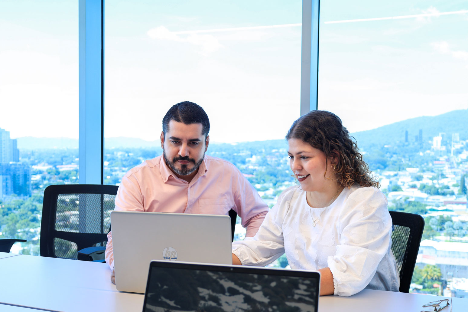 Group Closes Syndicated Loan for 385M